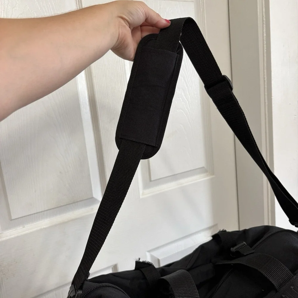 Vtg Y2K Old Navy Gym Duffle Bag Black Travel Pockets Utility 2000 - See